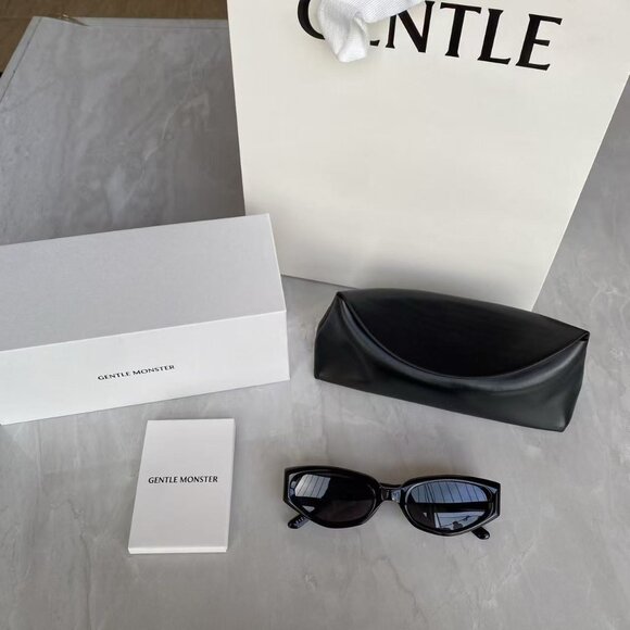 Gentle Monster Slim Cat Eye Black Sunglasses Dark Lens Designer Eyewear main image 5